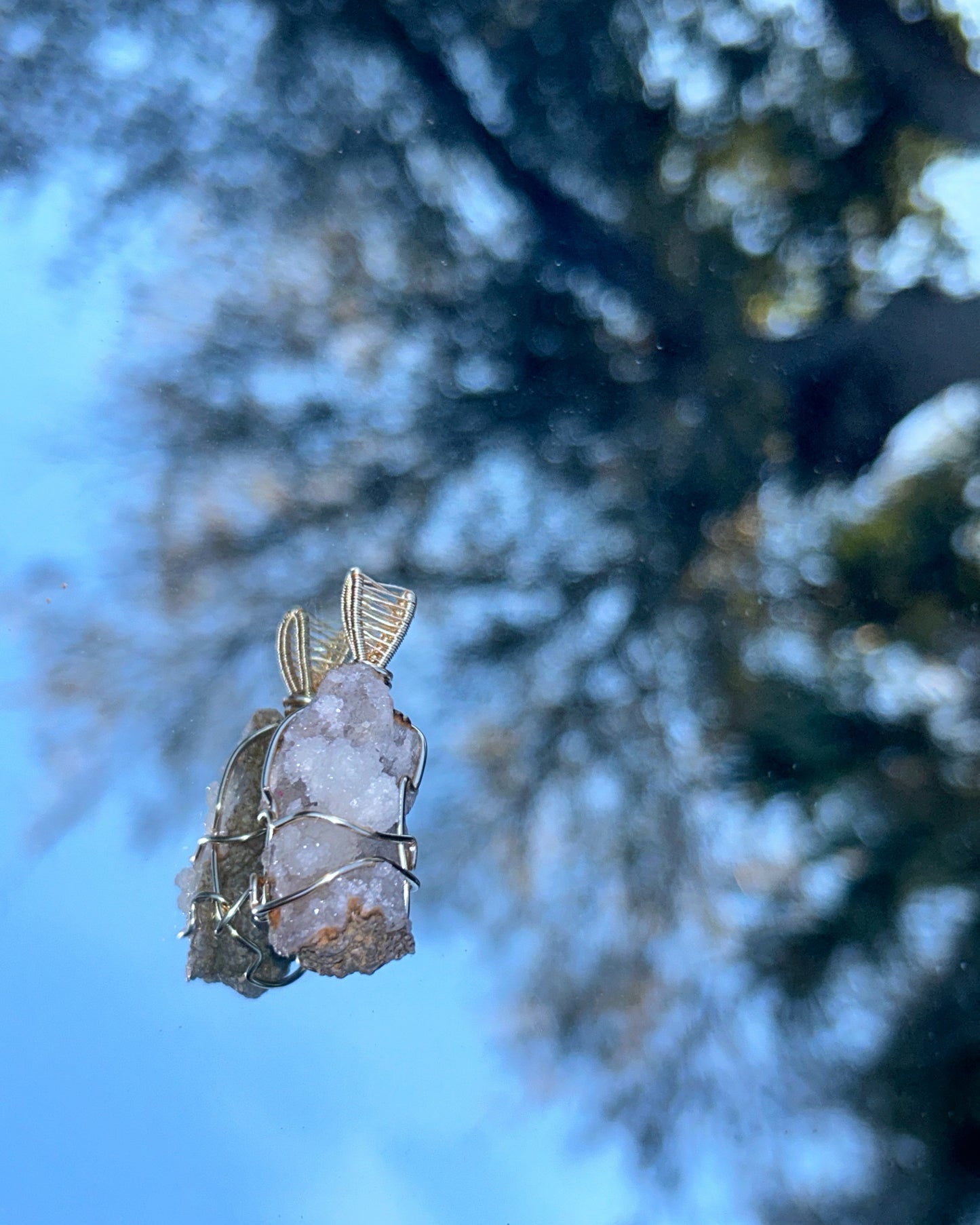 Clear quartz geode